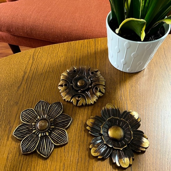 Vintage Accents Vintage Trio Flower Wall Decor Poshmark